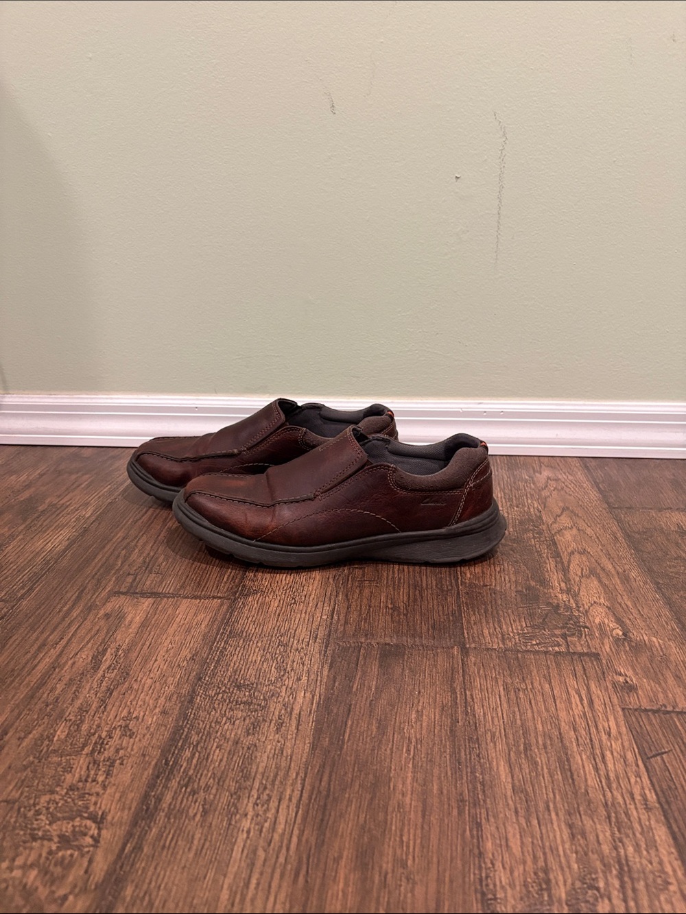 Clarks Men's Slip-On Loafers in Dark Brown
